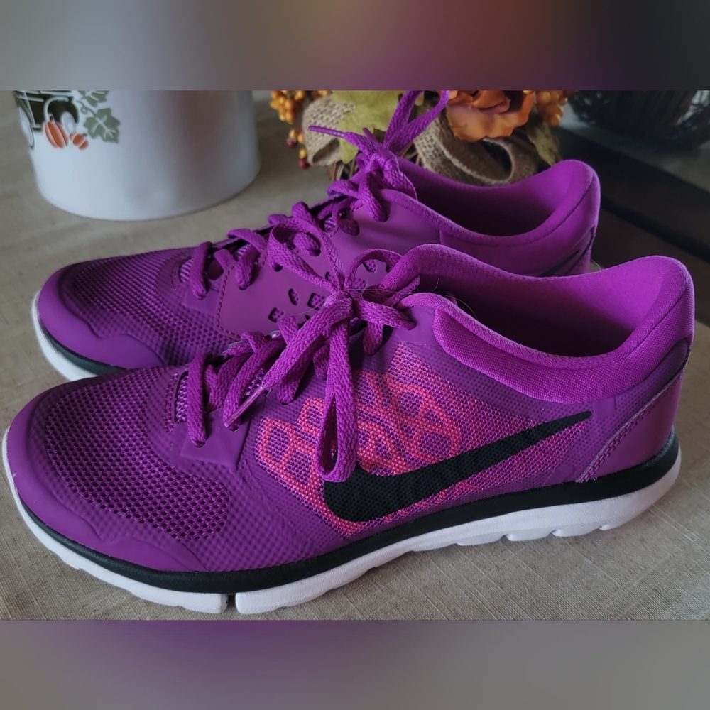 Nike Flex 2015 Run - Like New Running Shoes - Purple - Women's Size 7